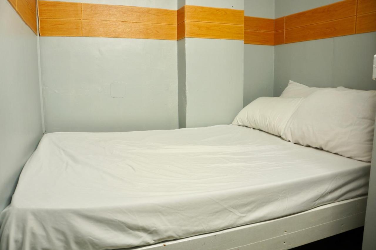 E Transient Hostel Paranaque City Εξωτερικό φωτογραφία